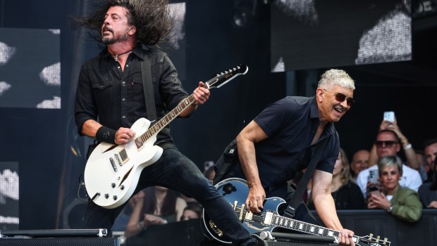 LONDON, ENGLAND - JUNE 20: Dave Grohl and Pat Smear of The Foo Fighters perform on stage at London Stadium on June 20, 2024 in London, England. (Photo by Kevin Mazur/Getty Images for Foo Fighters)