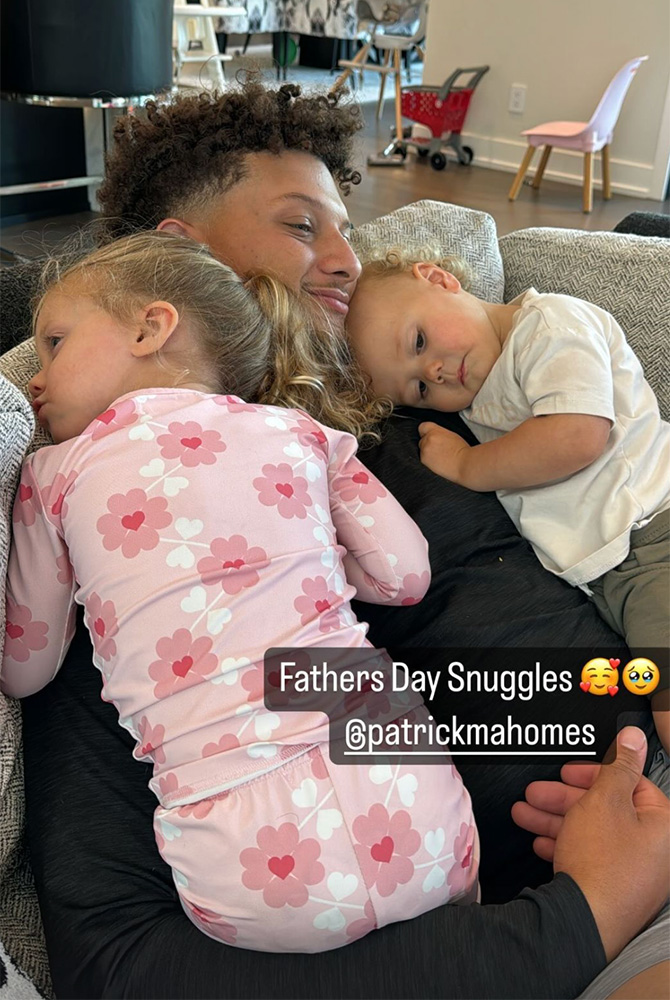 Patrick Mahomes and his two kids 