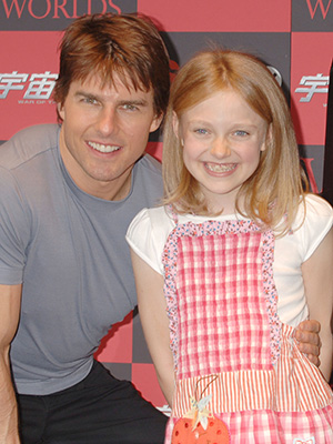 Tom Cruise and Dakota Fanning