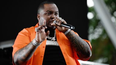 MIAMI, FLORIDA - JUNE 03: Sean Kingston performs onstage as TLC & Shaggy's Hot Summer Nights Tour takes over Miami's FPL Solar Amphitheater at Bayfront Park on June 03, 2023 in Miami, Florida. (Photo by Jason Koerner/Getty Images for Live Nation)