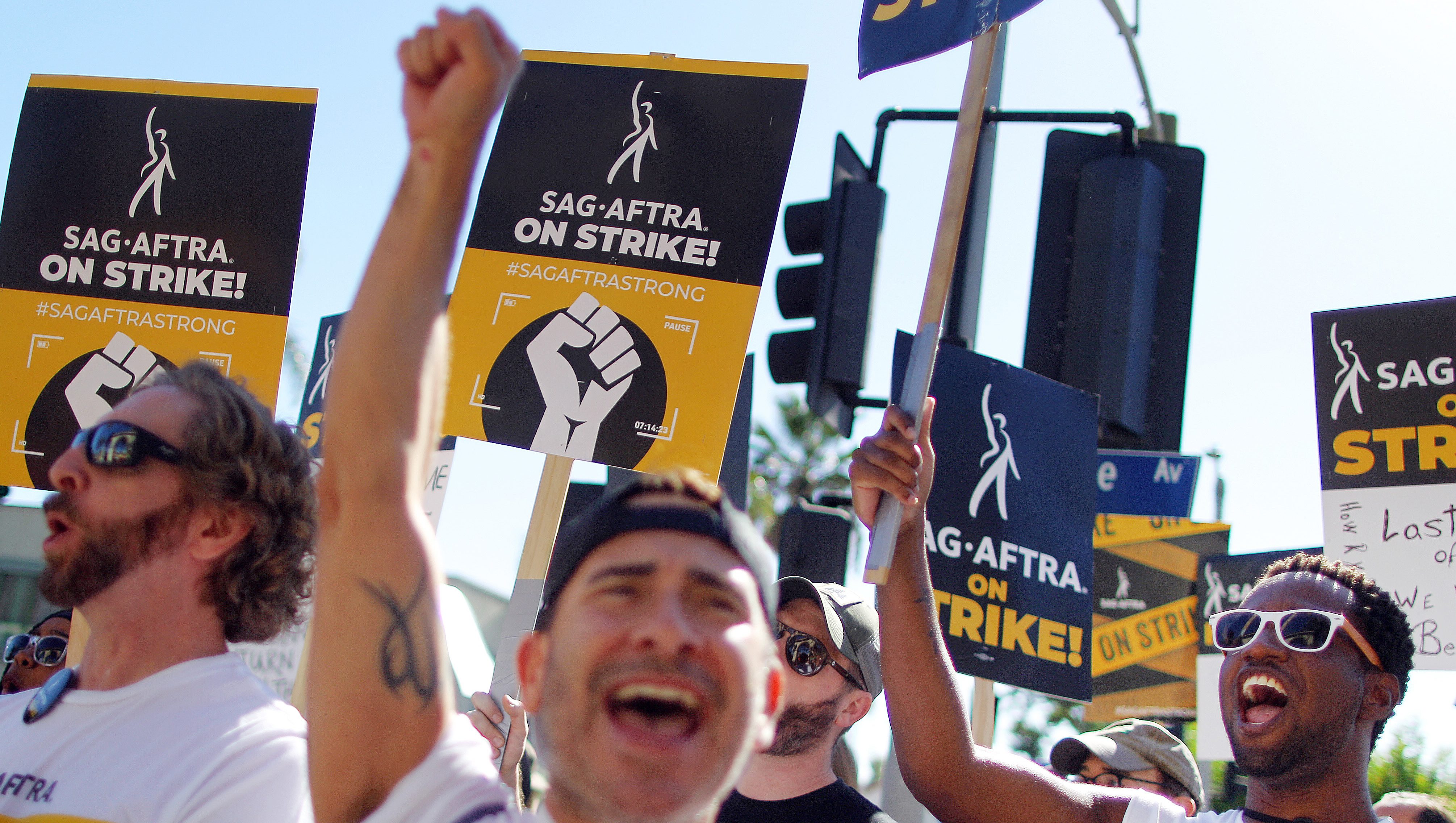 hollywoodlife.com - Jessica Acosta - SAG-AFTRA Going On Strike Against Video Game Publishers