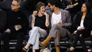 LOS ANGELES, CALIFORNIA - JANUARY 05: Halsey and Avan Jogia attend the basketball game between the Memphis Grizzlies and Los Angeles Lakers at Crypto.com Arena on January 5, 2024 in Los Angeles, California. NOTE TO USER: User expressly acknowledges and agrees that, by downloading and or using this photograph, User is consenting to the terms and conditions of the Getty Images License Agreement. (Photo by Kevork Djansezian/Getty Images)