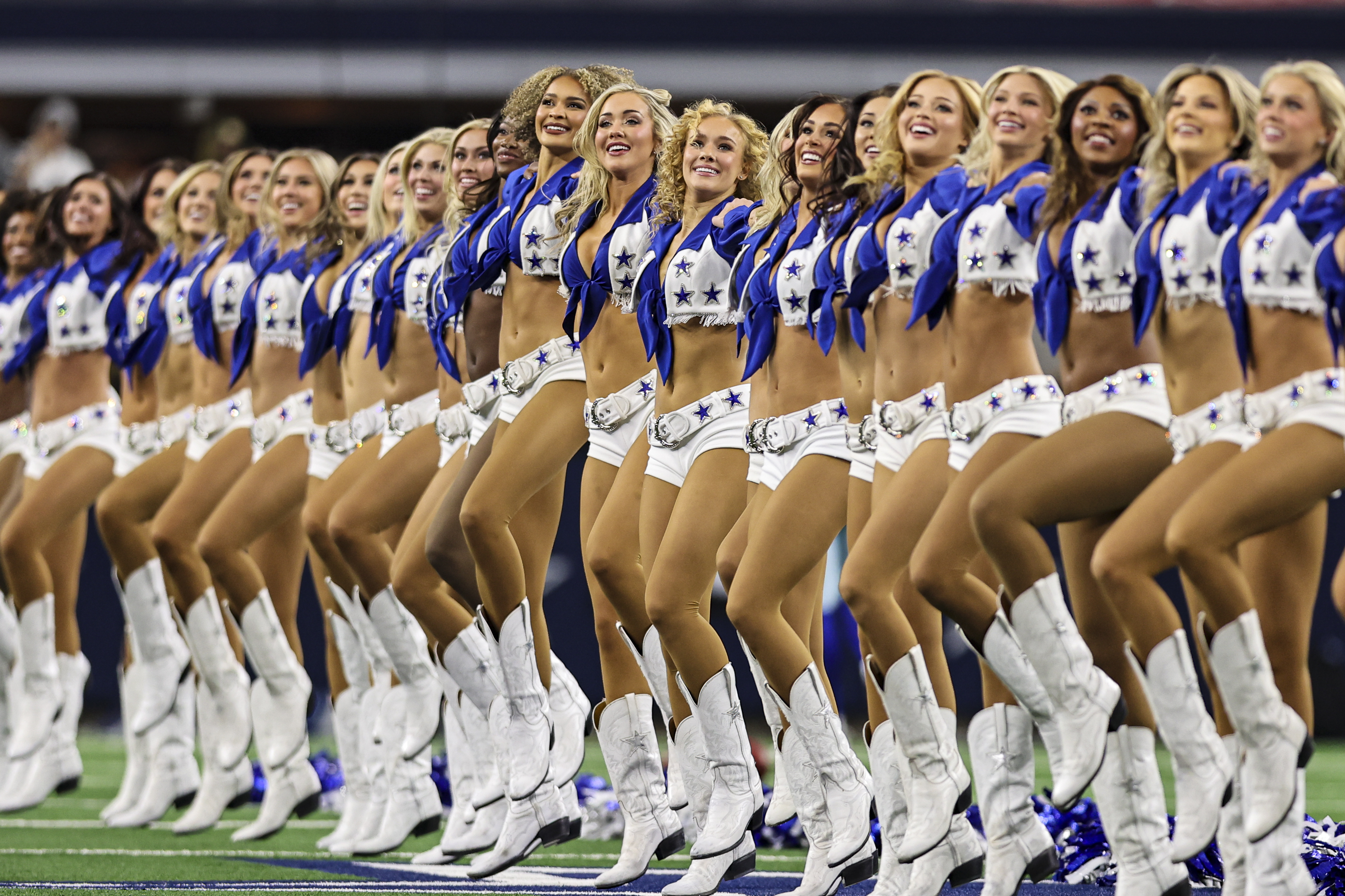 Which Dallas Cowboys Cheerleaders Rookies Made the 2024 Team? – Hollywood  Life