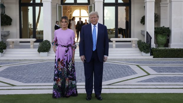 PALM BEACH, FLORIDA - APRIL 06: Republican presidential candidate, former US President Donald Trump and former first lady Melania Trump arrive at the home of billionaire investor John Paulson on April 6, 2024 in Palm Beach, Florida. Donald Trump's campaign is expecting to raise more than 40 million dollars when major donors gather a fundraiser billed as the "Inaugural Leadership Dinner". (Photo by Alon Skuy/Getty Images)