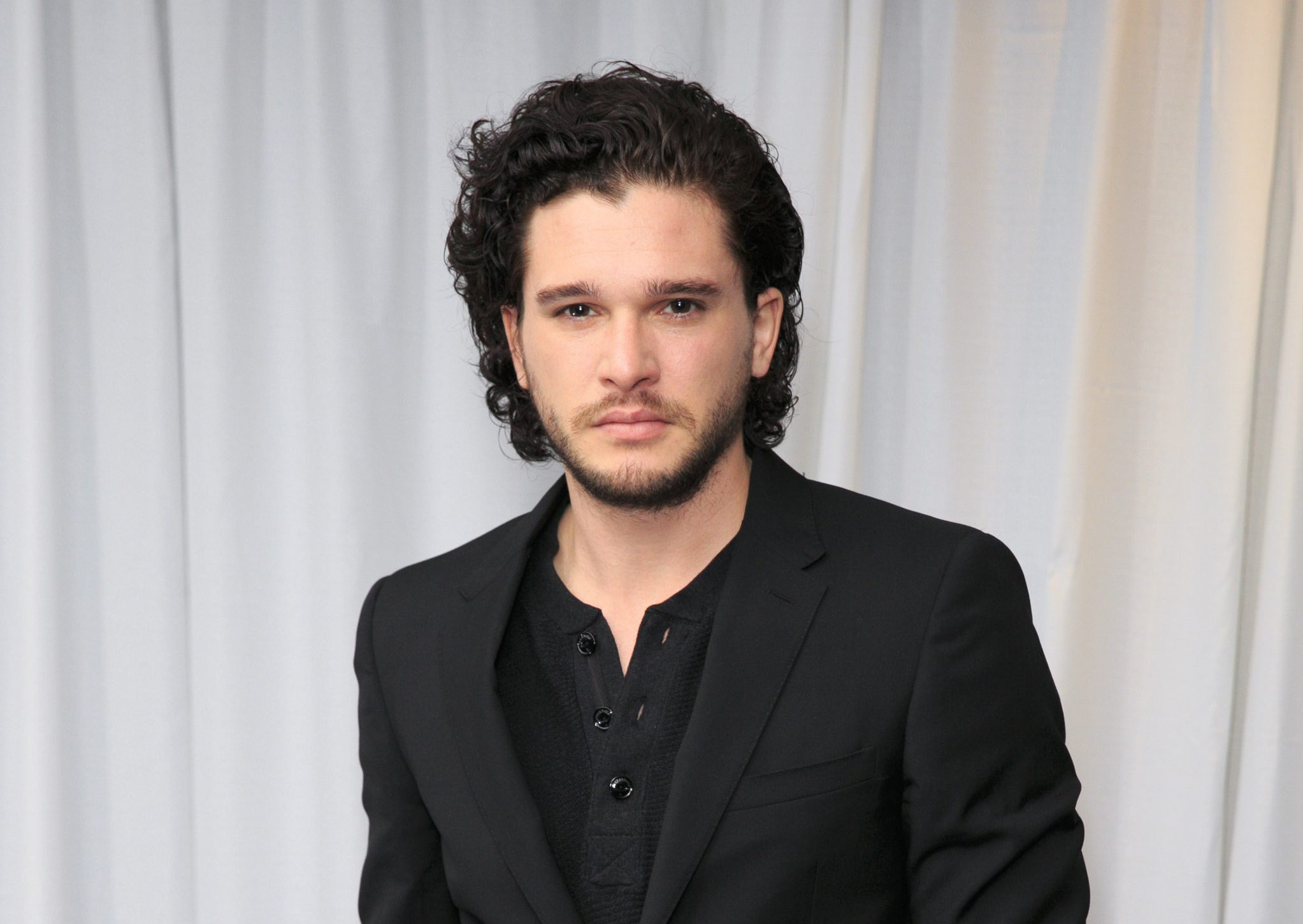 Kit Harington Surprises Viewers in ‘Game of Thrones’ Universe Return – Hollywood Life