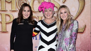 NEW YORK, NEW YORK - SEPTEMBER 27: (L-R) Kathy Najimy,  Bette Midler and Sarah Jessica Parker attend the Hocus Pocus 2 World Premiere at AMC Lincoln Square on September 27, 2022 in New York City. (Photo by Jamie McCarthy/Getty Images for Disney)