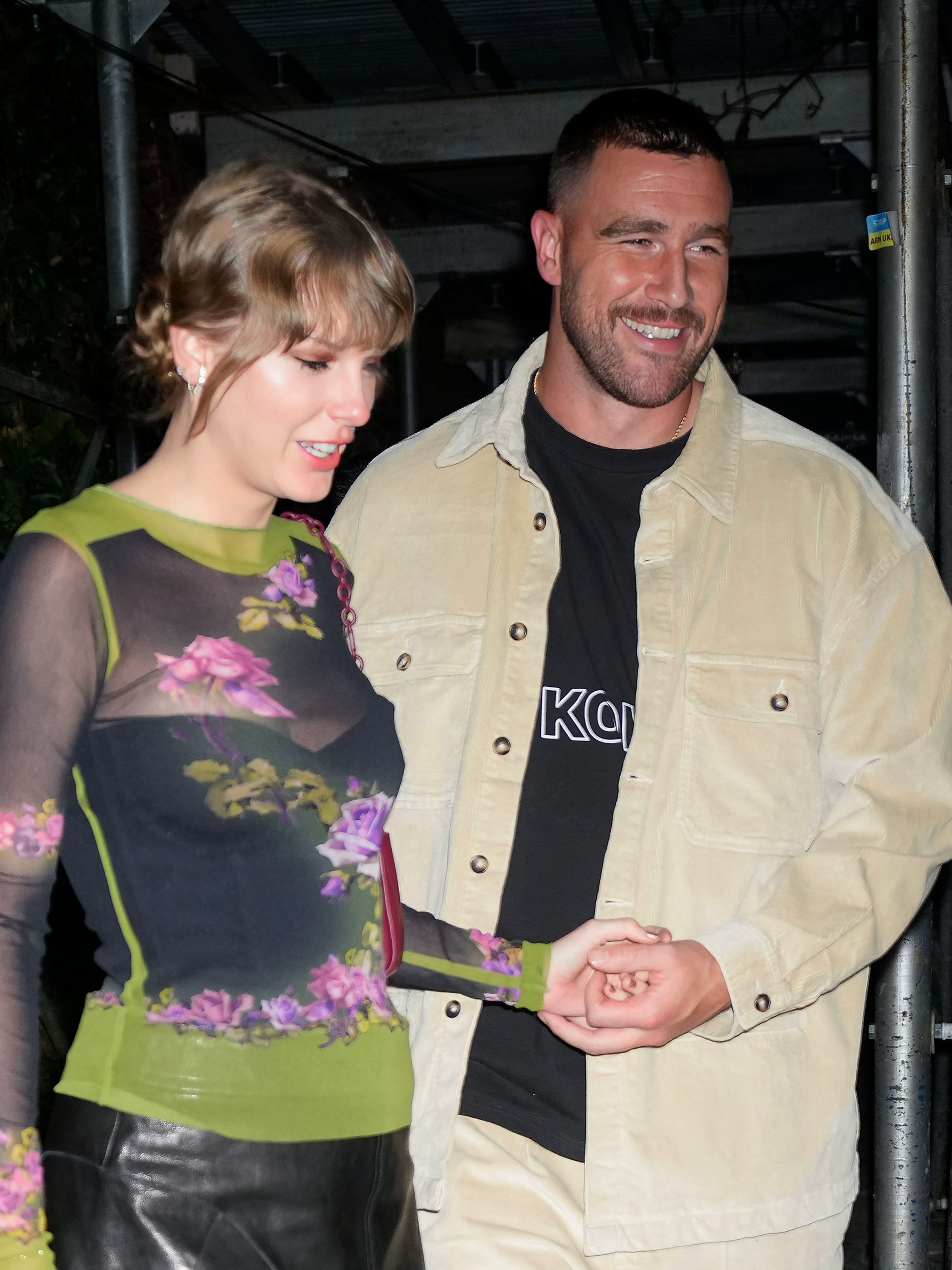 NEW YORK, NEW YORK - OCTOBER 15: Taylor Swift and Travis Kelce have dinner at Waverly Inn on October 15, 2023 in New York City. (Photo by Gotham/GC Images)