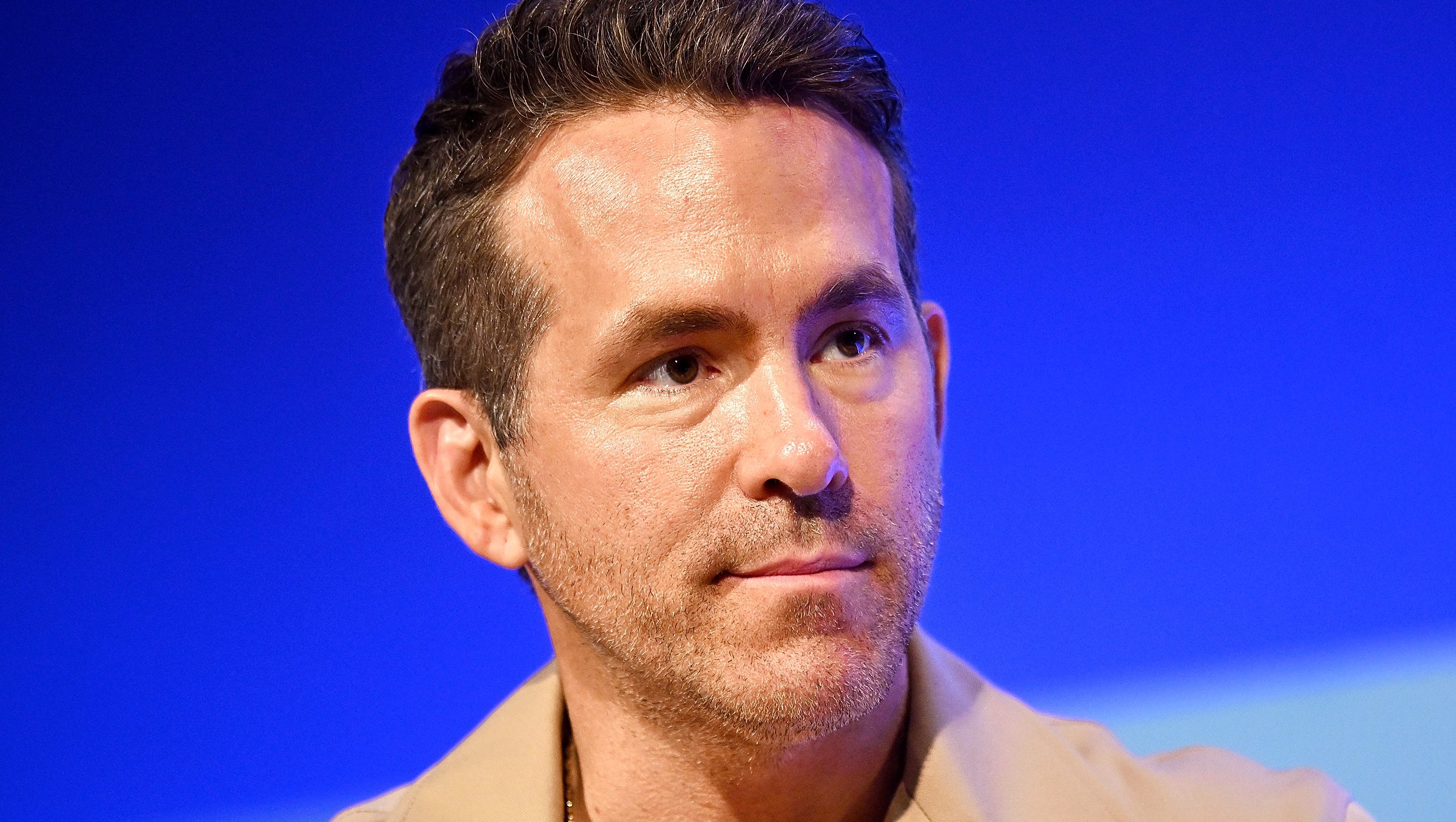 Ryan Reynolds Opens Up About Late Father’s Long Battle with Parkinson’s