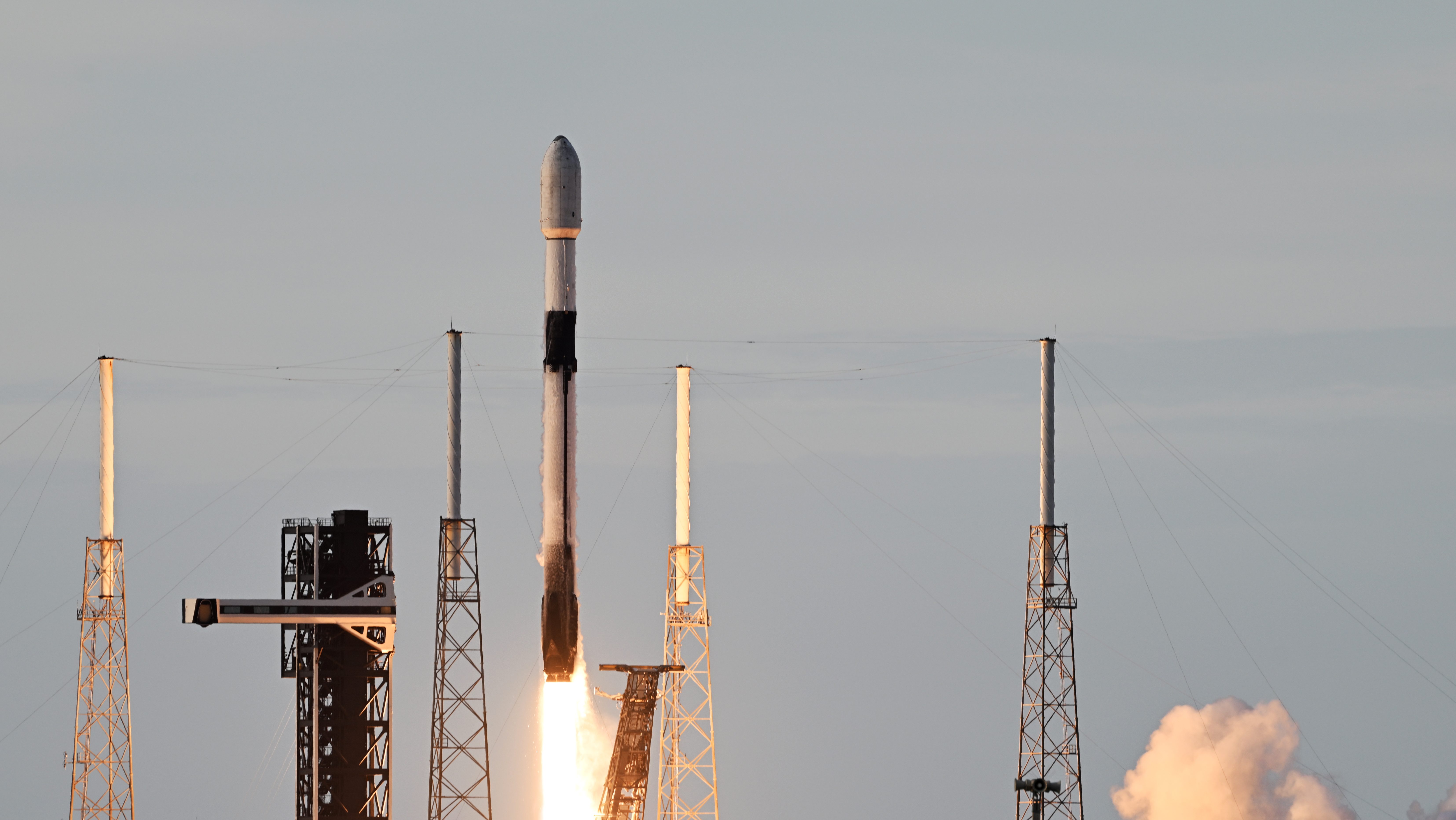 SpaceX Launches Second Pair of Earth-Imaging Satellites