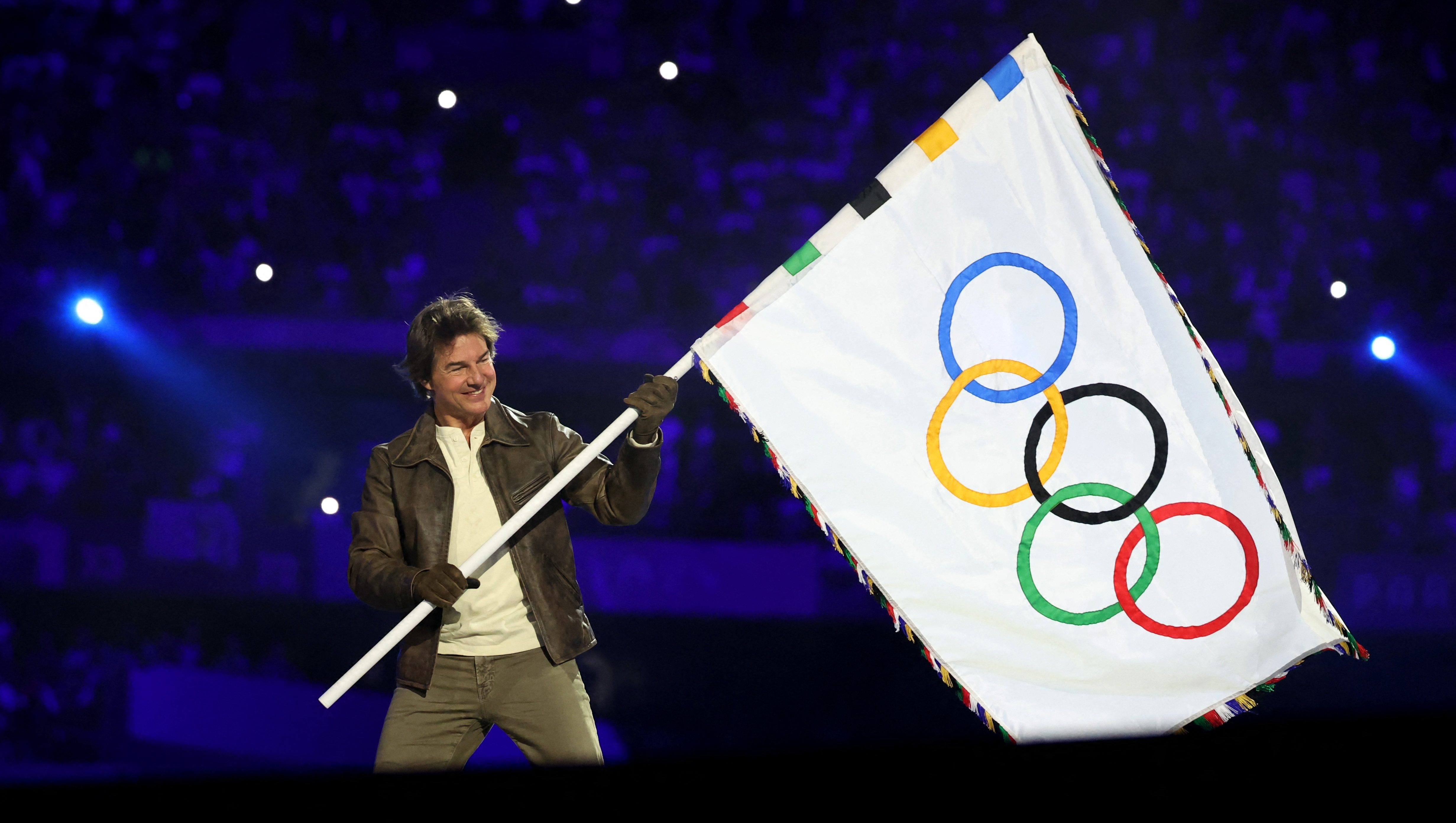 Tom Cruise Performs ‘Mission Impossible’-Themed Stunt at 2024 Olympics Closing Ceremony