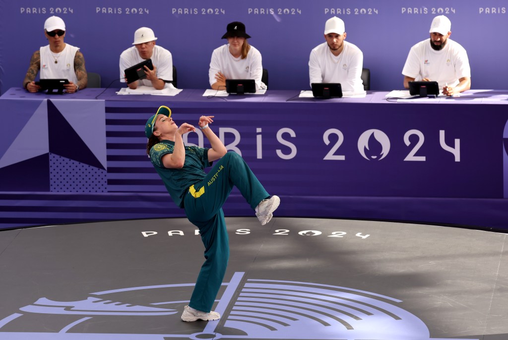  B-Girl Raygun of Team Australia competes during the B-Girls Round Robin - Group B on day fourteen of the Olympic Games Paris 2024 at Place de la Concorde on August 09, 2024 in Paris, France. (Photo by Ezra Shaw/Getty Images)