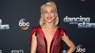 LOS ANGELES, CA - NOVEMBER 20:  Actress/guest judge Julianne Hough poses at "Dancing with the Stars" season 25 at CBS Televison City on November 20, 2017 in Los Angeles, California.  (Photo by David Livingston/Getty Images)