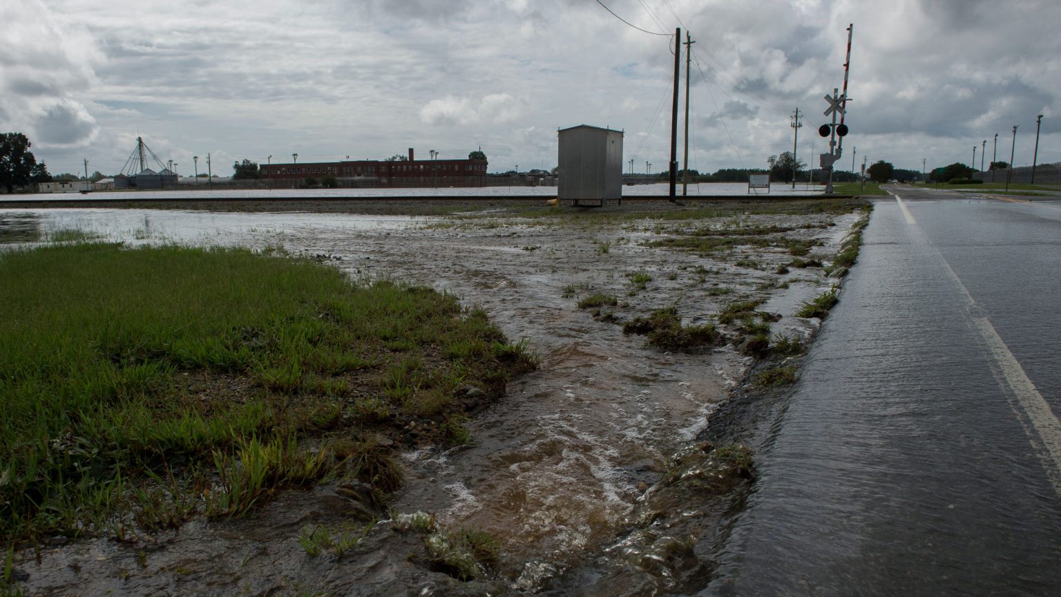 Waterville Dam Failure: Updates on Flooding in Newport, Tennessee