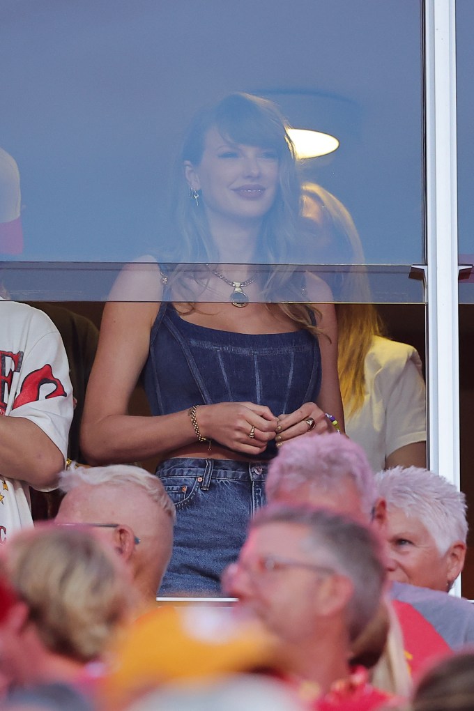 Taylor Swift Watching the Game