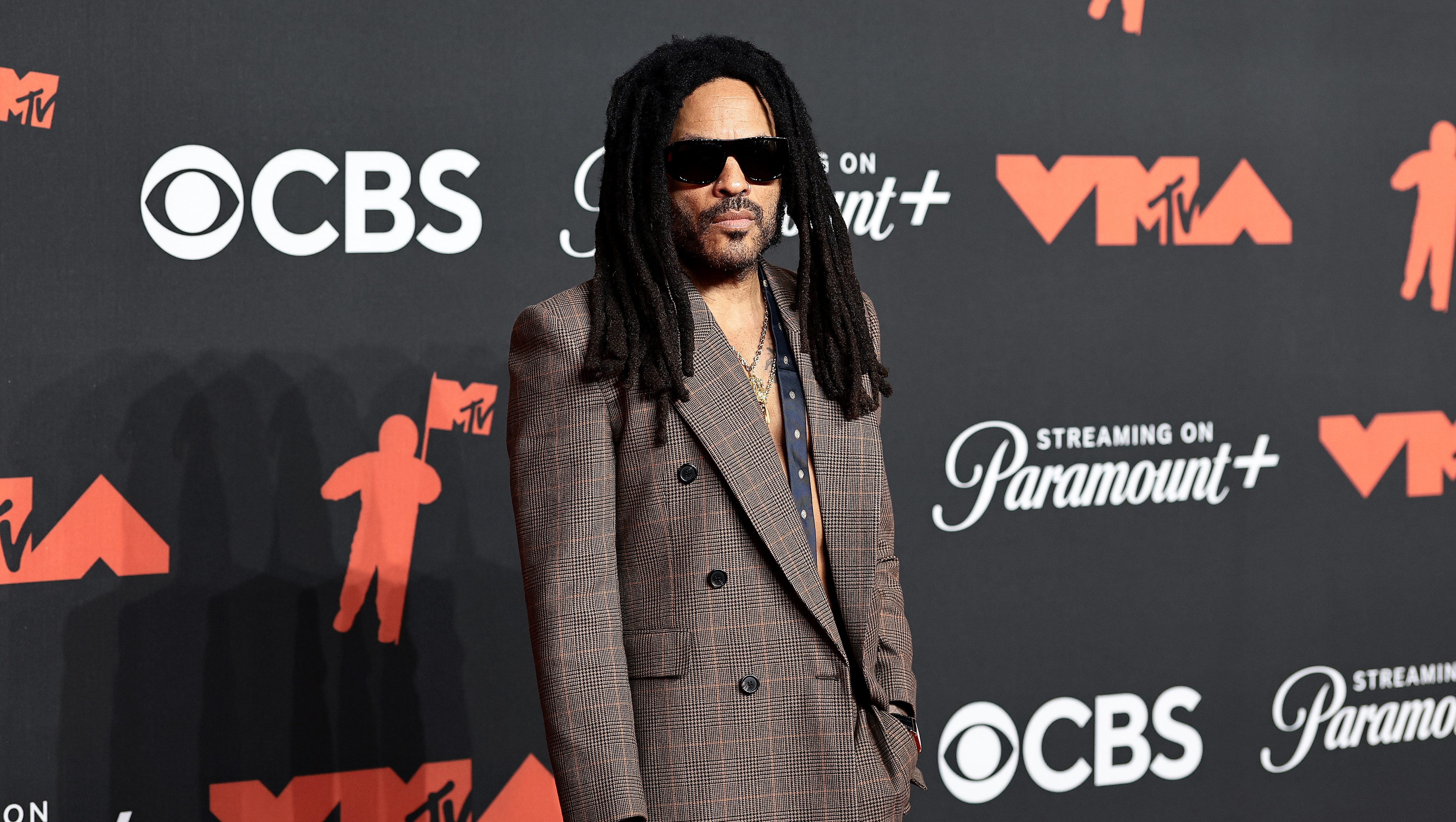 Lenny Kravitz: Photos of the Rocker's Best Concert & Red Carpet Moments