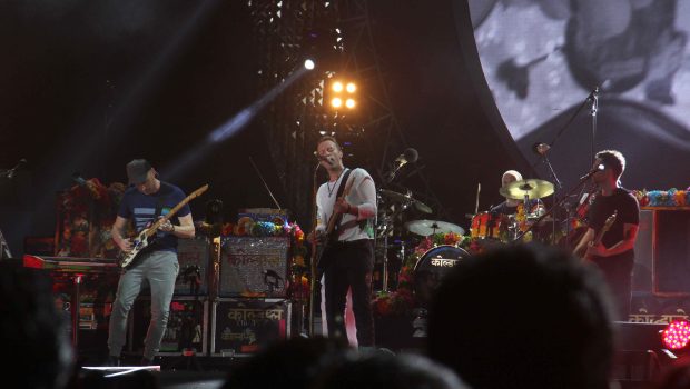 MUMBAI, INDIA - NOVEMBER 19: British rock band Coldplay performs at Global Citizen India at MMRDA Ground, BKC on November 19, 2016 in Mumbai, India. (Photo by Pramod Thakur/Hindustan Times via Getty Images)