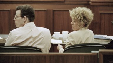 TRIAL OF THE MENENDEZ BROTHERS IN LOS ANGELES : Erik Menendez and his attorney : Leslie Abramson. (Photo by Kim Kulish/Sygma via Getty Images)