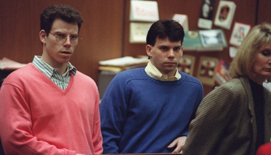 Erik Menendez (L) and his brother Lyle (R) listen during a pre-trial hearing, on December 29, 1992 in Los Angeles after the two pleaded innocent in the August 1989 shotgun deaths of their wealthy parents, Jose and Mary Louise Menendez of Beverly Hills, Calif. It took 40 months for the Superior Court arraignment after prosecutors and defense attorneys battled over the admissibility of taped confessions the brothers allegedly made to their psychotherapist. AFP PHOTO VINCE BUCCI (Photo by VINCE BUCCI / AFP) (Photo by VINCE BUCCI/AFP via Getty Images)