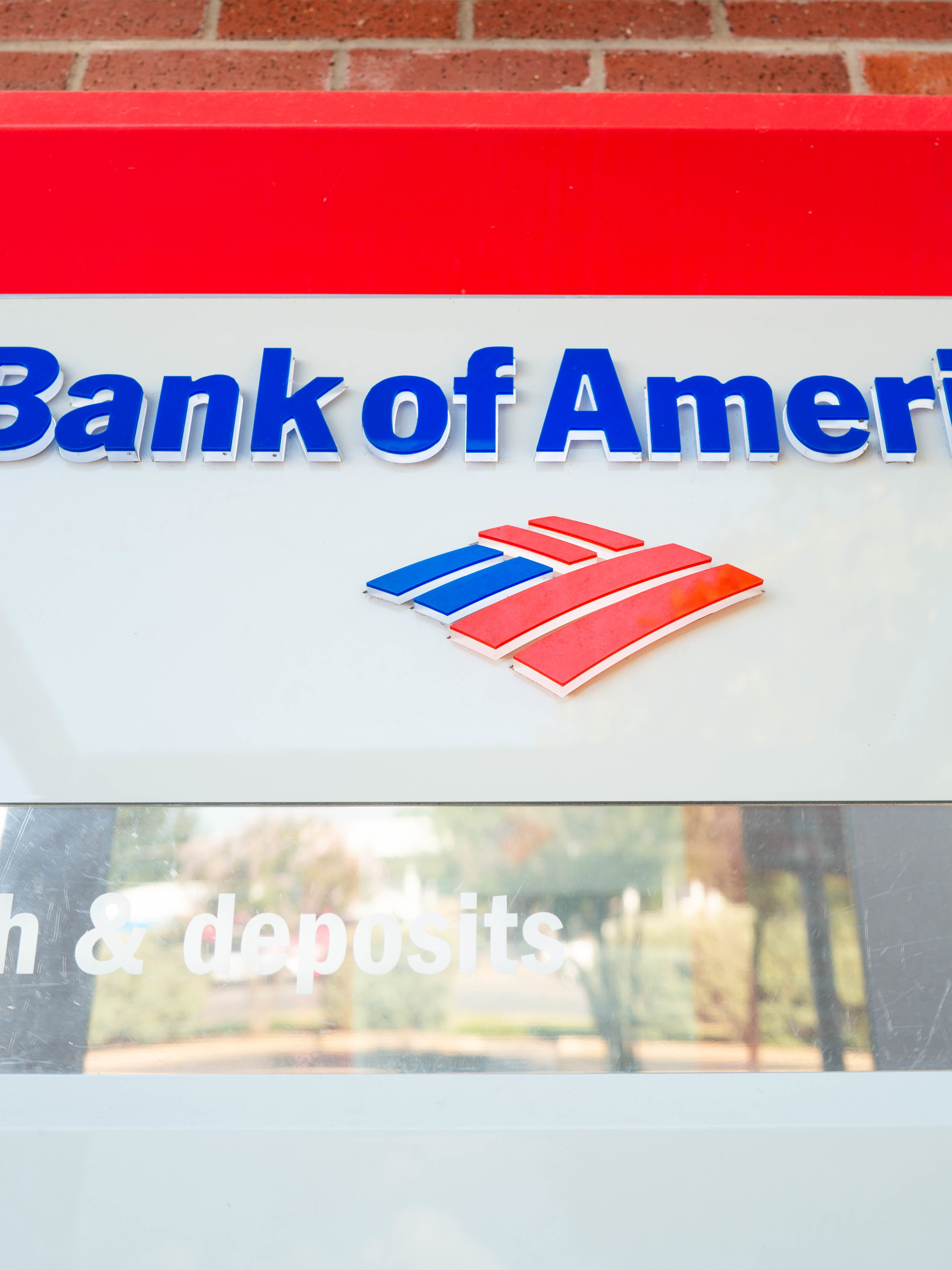 AUSTIN, TEXAS - JULY 16: A Bank of America ATM on July 16, 2024 in Austin, Texas. Bank of America has reported a 7% decrease in revenue during its Second Quarter. The second-largest U.S. bank associated the drop in revenue with higher interest rates affecting lending business.  (Photo by Brandon Bell/Getty Images)