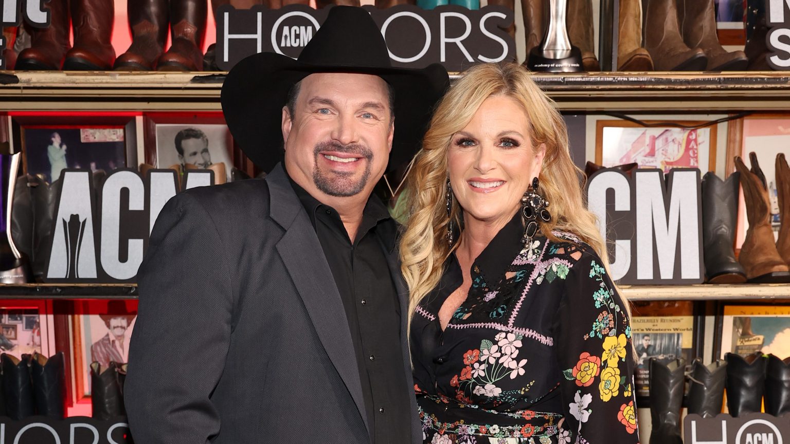 Are Garth Brooks & Trisha Yearwood Still Married? Update Hollywood Life