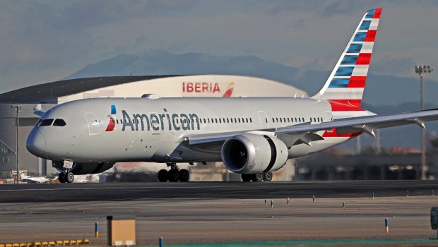 American Airlines' 'Gate Lice' Policy: The Meaning Behind New Rule