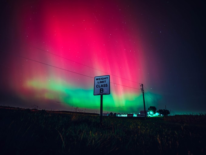 Northern Lights 2024 Pictures: Photos of the Aurora Borealis Wisconsin