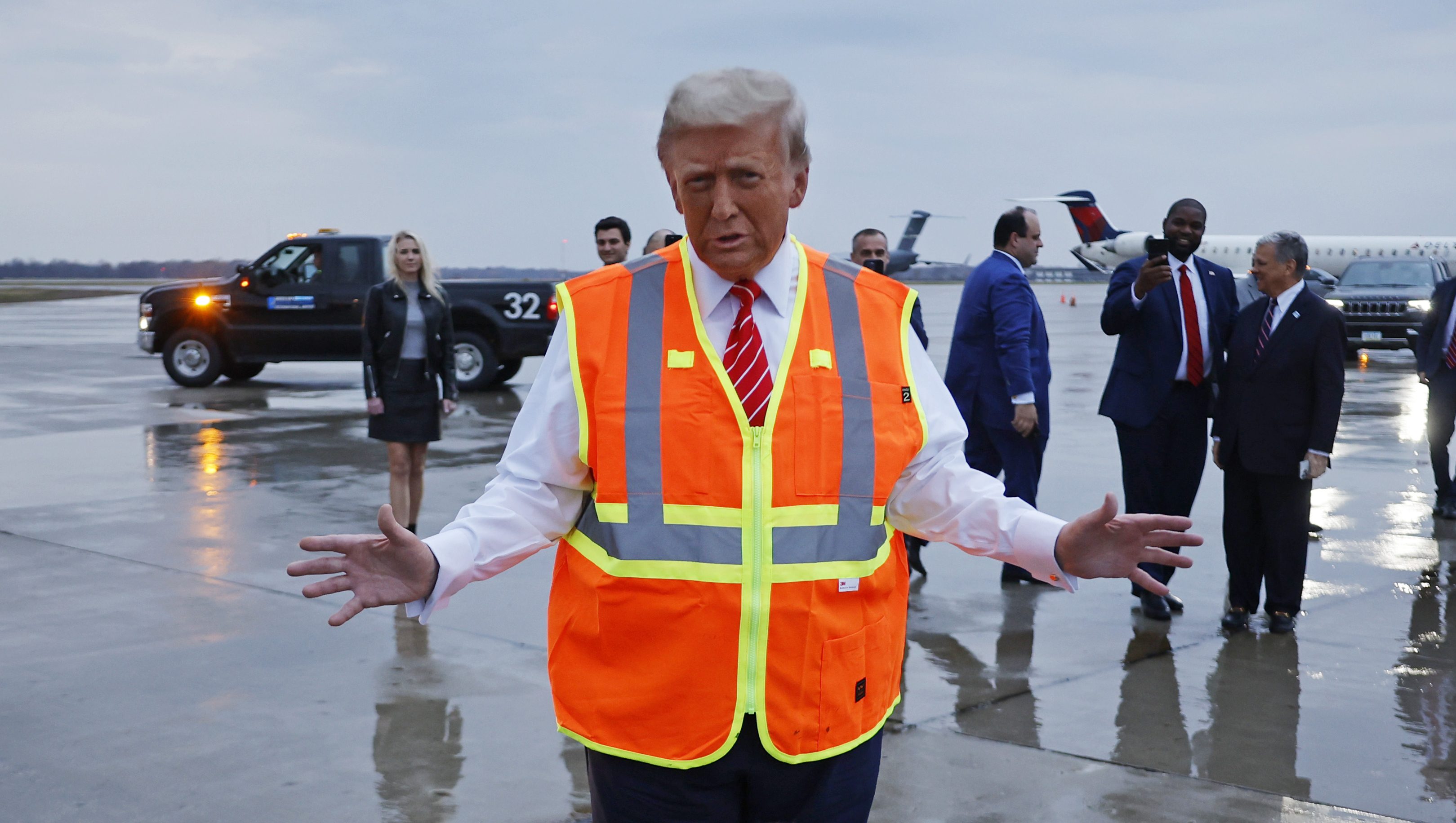 Donald Trump’s Garbage Truck Video: Watch His Green Bay Rally