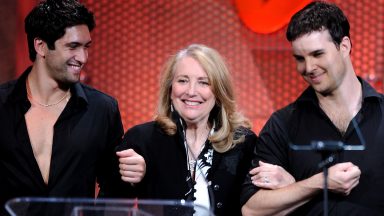 CENTURY CITY, CA - MAY 08: Actress Teri Garr (C) speaks onstage during the 16th Annual Race to Erase MS event themed "Rock To Erase MS" co-chaired by Nancy Davis and Tommy Hilfiger at the Hyatt Regency Century Plaza on May 8, 2009 in Century City, California. (Photo by Kevork Djansezian/Getty Images)