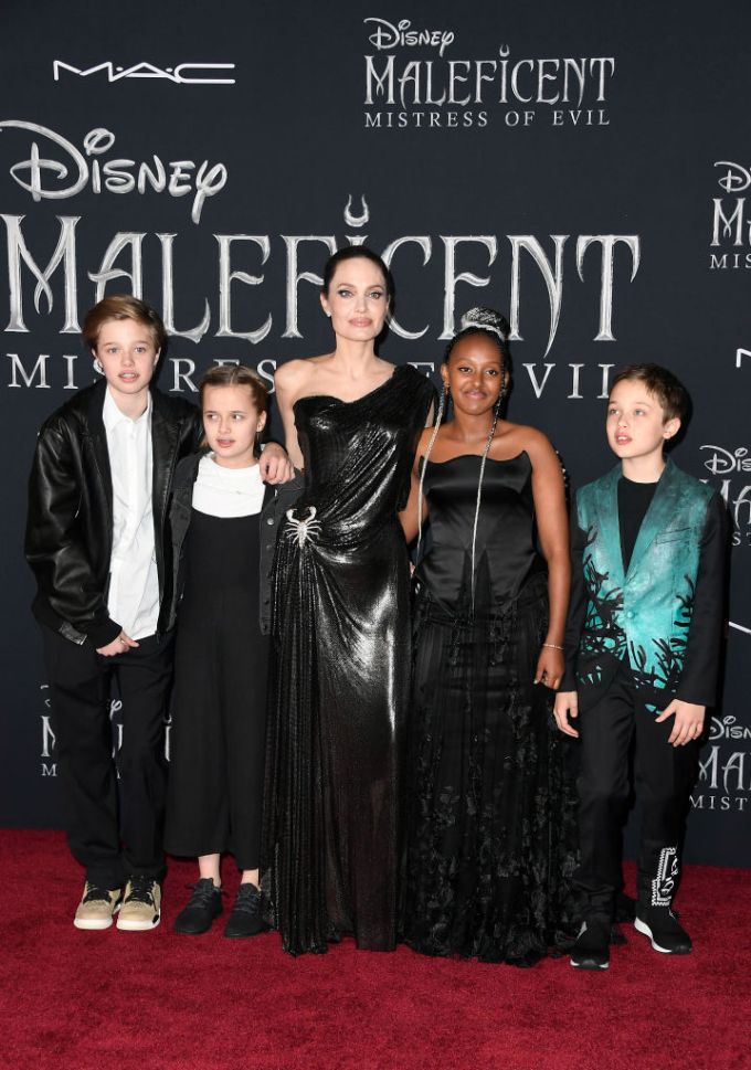 Knox With His Mom & Siblings in 2019