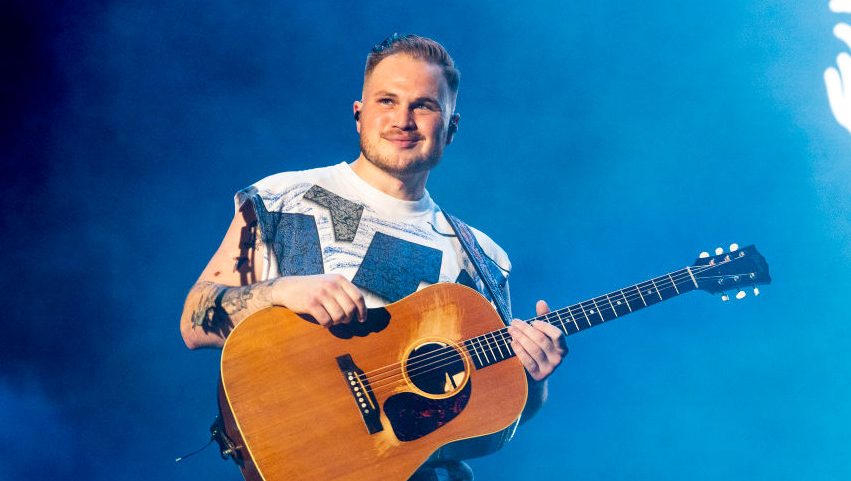 Who Are Zach Bryan’s Exes? A List of His Girlfriends Who Are Zach Bryan’s Exes? A List of His Girlfriends