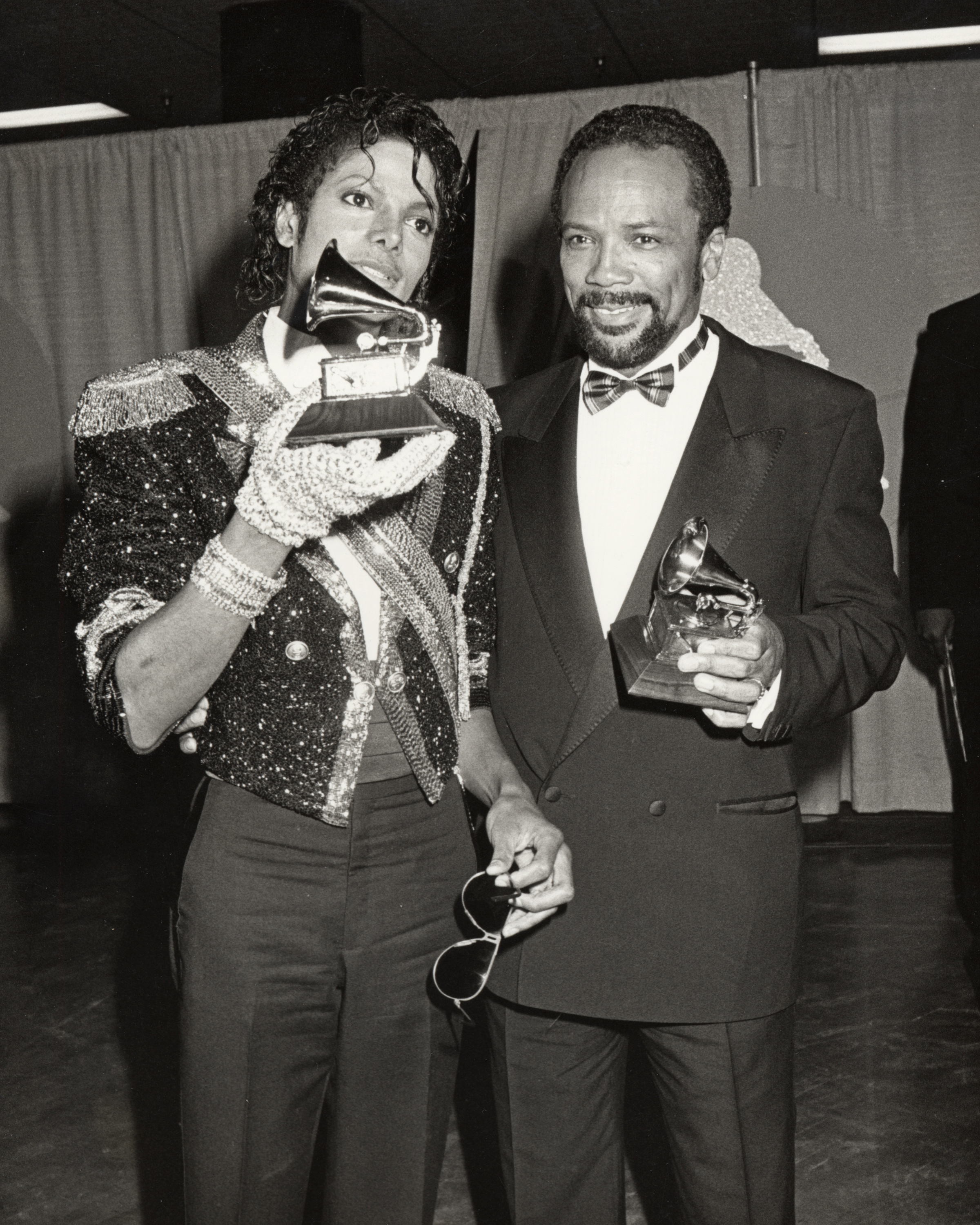 Quincy Jones' Life in Photos: Pics of the Late Music Artist Michael Jackson and Quincy at the 26th Grammy Awards