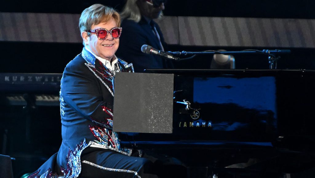 Is Elton John Blind? What Happened to His Eyesight – Hollywood Life Is Elton John Blind? What Happened to His Eyesight – Hollywood Life