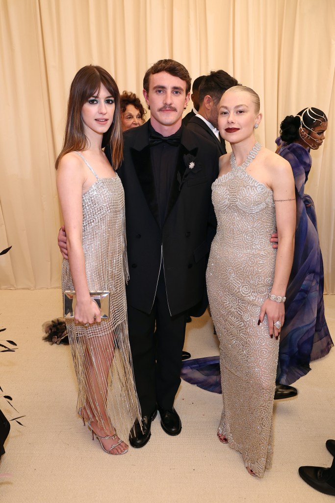 NEW YORK, NEW YORK - MAY 02: (Exclusive Coverage) (L-R) Daisy Edgar-Jones, Paul Mescal and Phoebe Bridgers arrive at The 2022 Met Gala Celebrating "In America: An Anthology of Fashion" at The Metropolitan Museum of Art on May 02, 2022 in New York City. (Photo by Arturo Holmes/MG22/Getty Images for The Met Museum/Vogue )