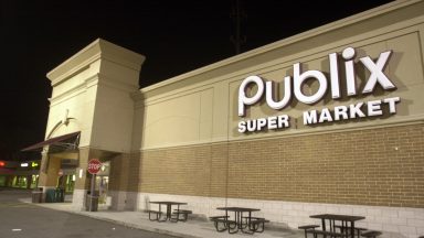 Grocery Stores Open on New Year's Eve: Walmart, Publix & More Hours