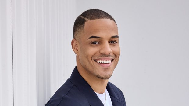 How tall is Grant Ellis