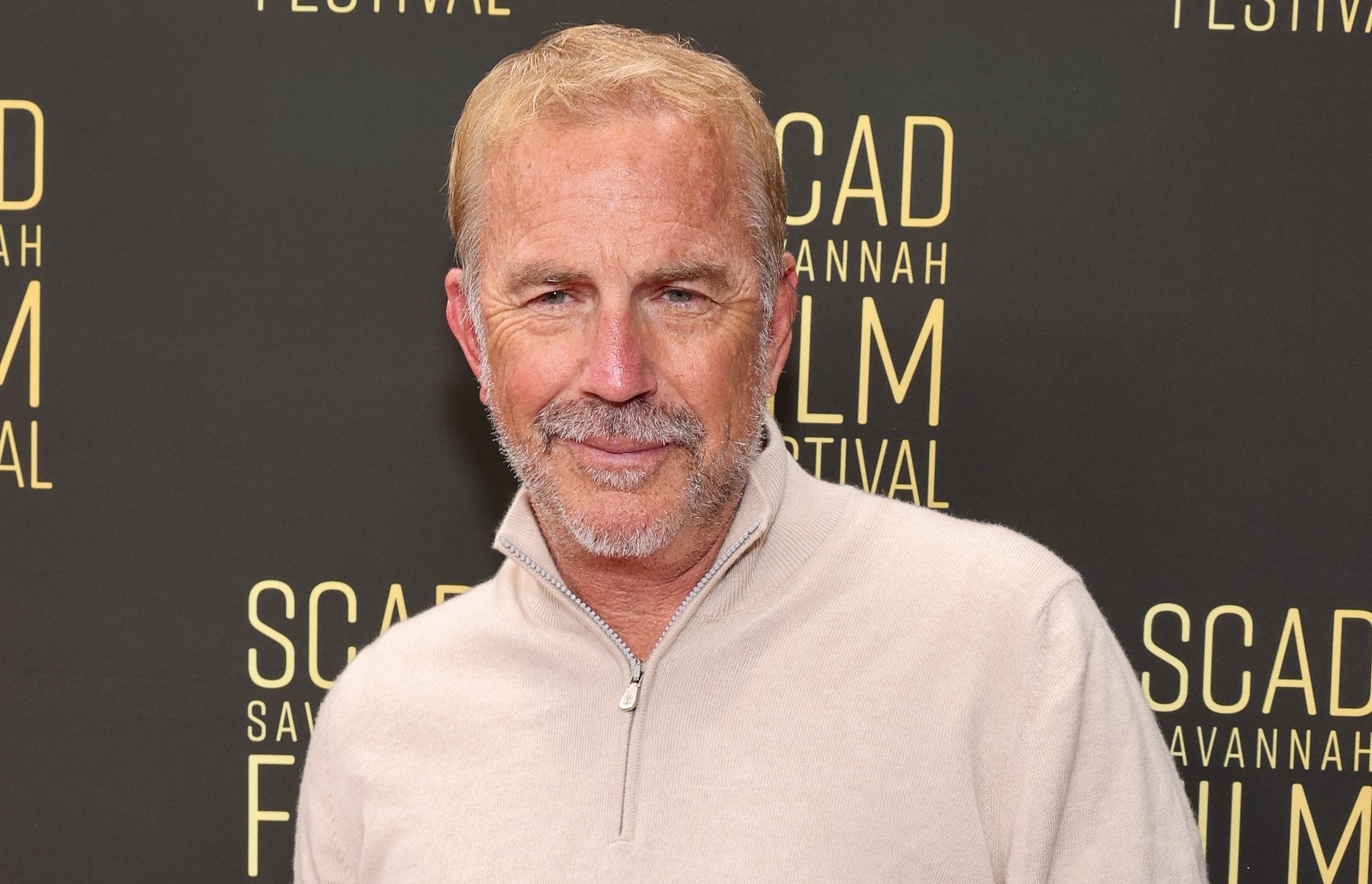  Kevin Costner attends the 27th SCAD Savannah Film Festival on November 01, 2024 in Savannah, Georgia. (Photo by Cindy Ord/Getty Images for SCAD)