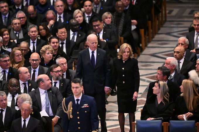 Joe & Jill Biden Arriving