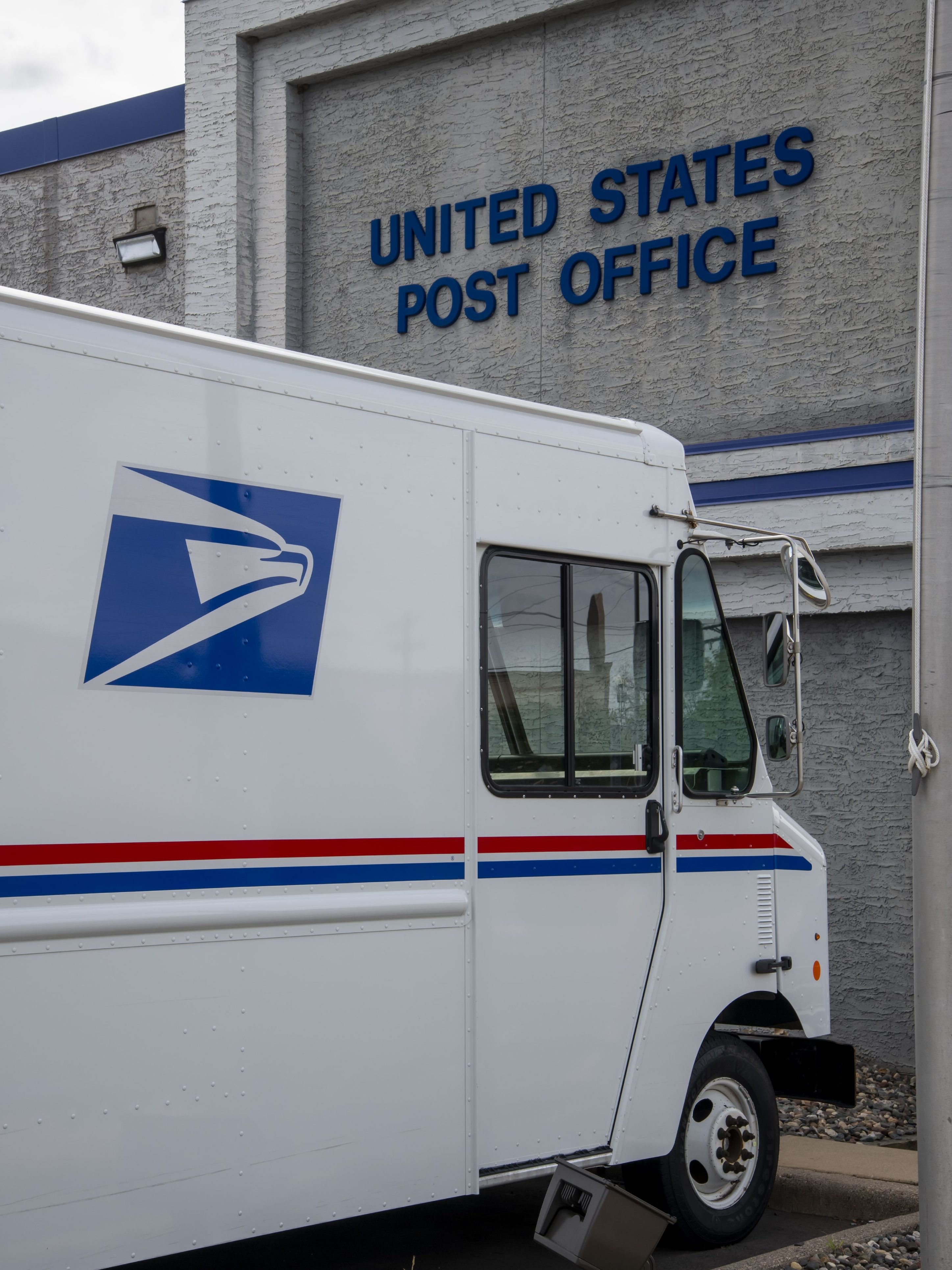 Is the Post Office Open on President's Day? Mail Delivery
