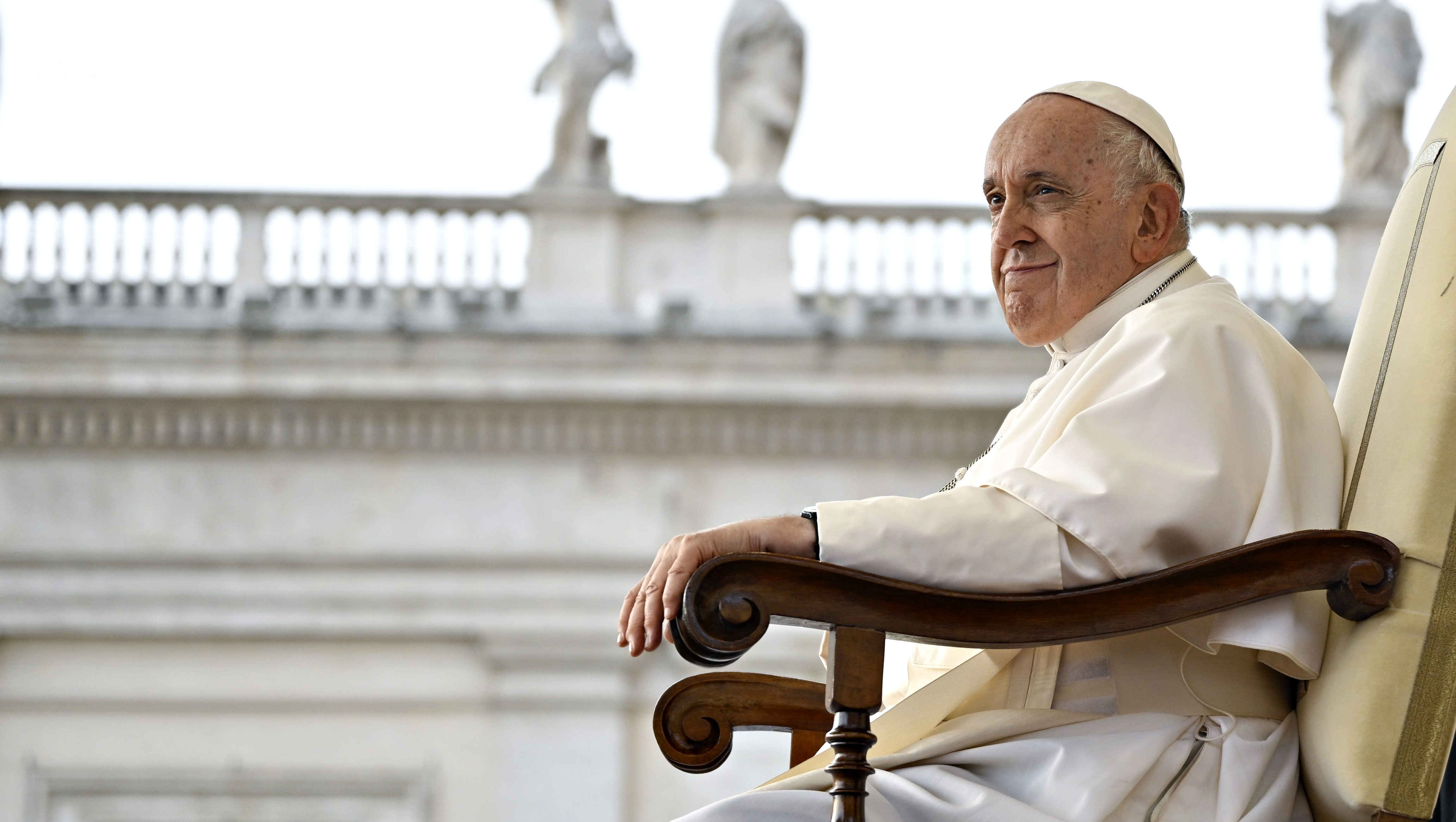 Pope Francis’ Health: His Medical History & Why He Was Hospitalized