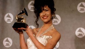 American singer Selena (born Selena Quintanilla-Perez, 1971 - 1995) poses with her award for Best Mexican/American Album at the 36th Annual Grammy Awards at Radio City Music Hall, New York, New York, March 1, 1994. (Photo by Arlene Richie/Getty Images)