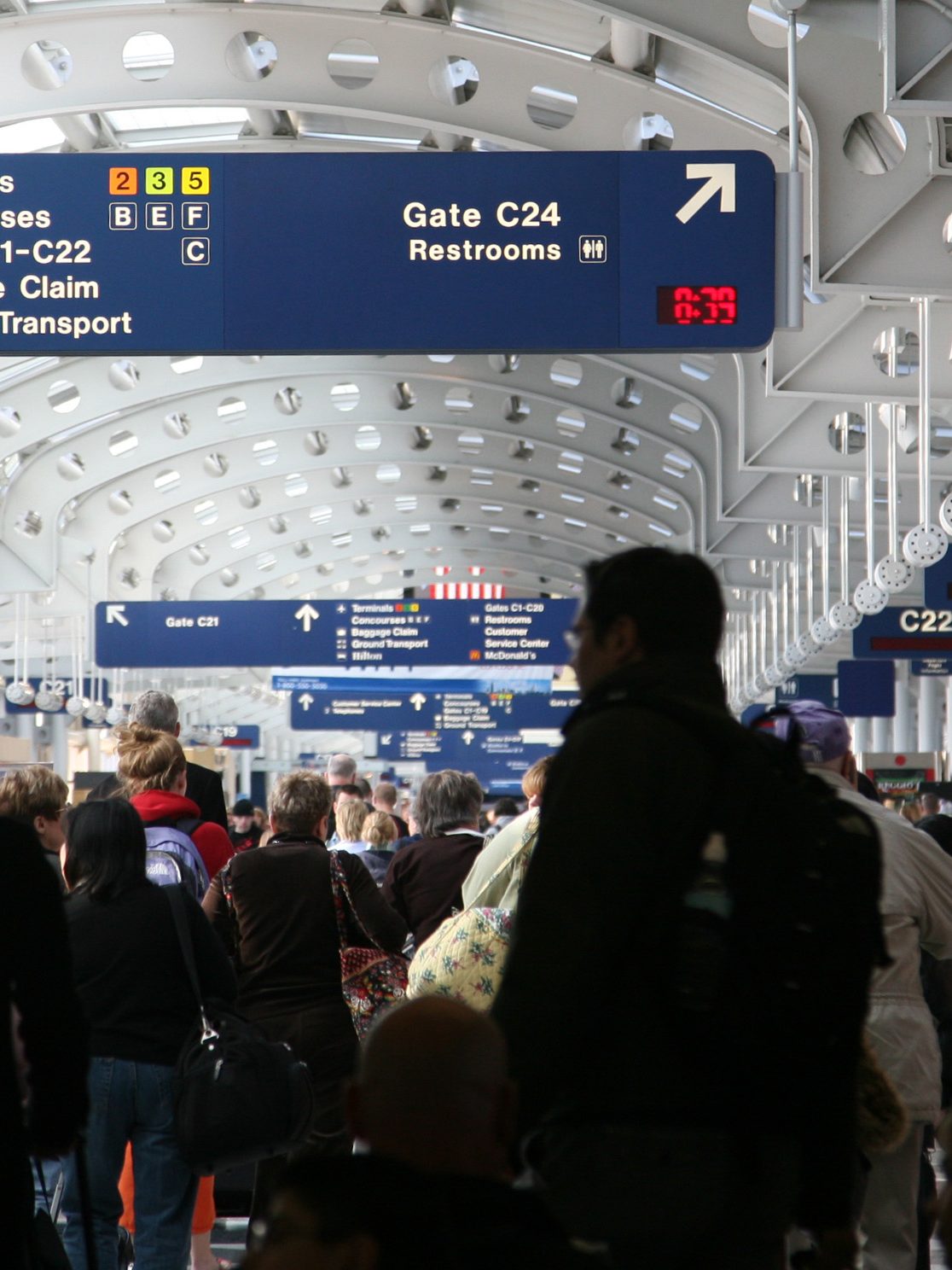 Busiest Airports in the World: Top 10 Ranked by Traffic