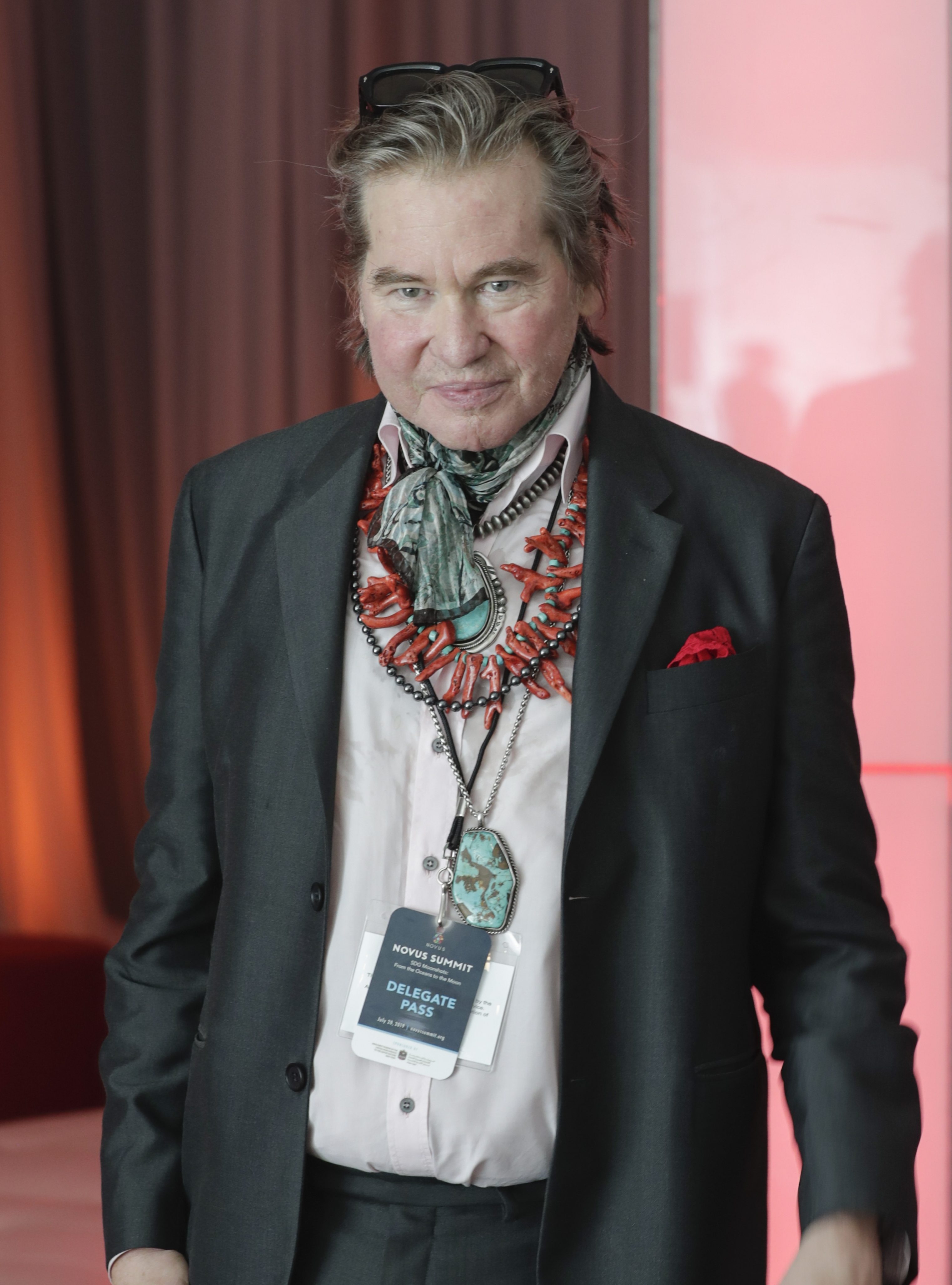 Val Kilmer's Death: Stars Pay Tribute to the Late 'Batman Forever' Actor