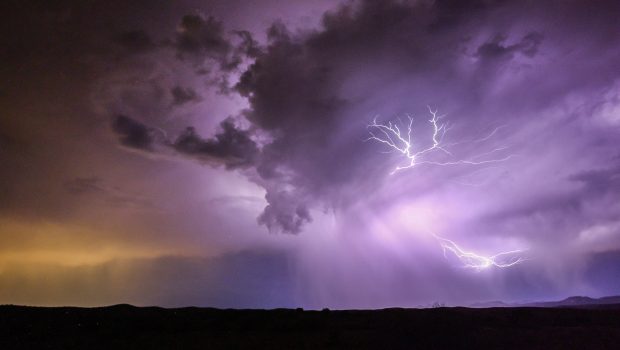 Weather in Minneapolis: Tornado Watch & Storms Update