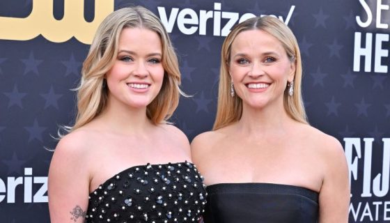 SANTA MONICA, CALIFORNIA - JANUARY 14: Ava Phillippe and Reese Witherspoon attend the 29th Annual Critics Choice Awards at Barker Hangar on January 14, 2024 in Santa Monica, California. (Photo by Axelle/Bauer-Griffin/FilmMagic)