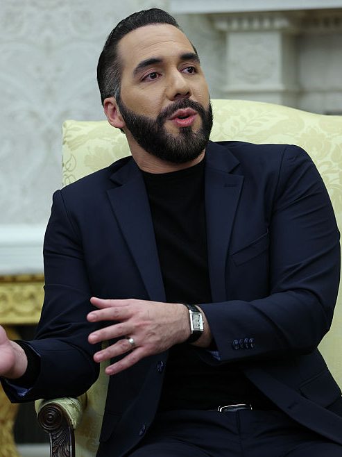 WASHINGTON, DC - APRIL 14: President Nayib Bukele of El Salvador meets with U.S. President Donald Trump in the Oval Office of the White House April 14, 2025 in Washington, DC. Trump and Bukele were expected to discuss a range of bilateral issues including the detention of Kilmar Armando Abrego Garcia, who has been held in a prison in El Salvador since March 15.  (Photo by Win McNamee/Getty Images)