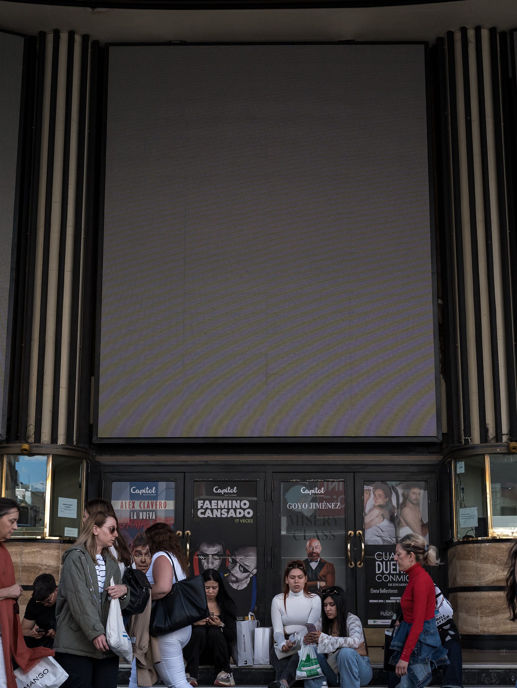 Spain & Portugal Blackout 2025: Power Outage Updates