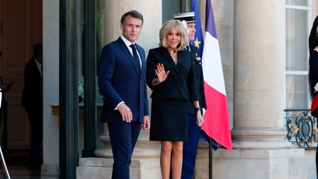 Did Brigitte Macron Really Shove Emmanuel Macron? Find Out