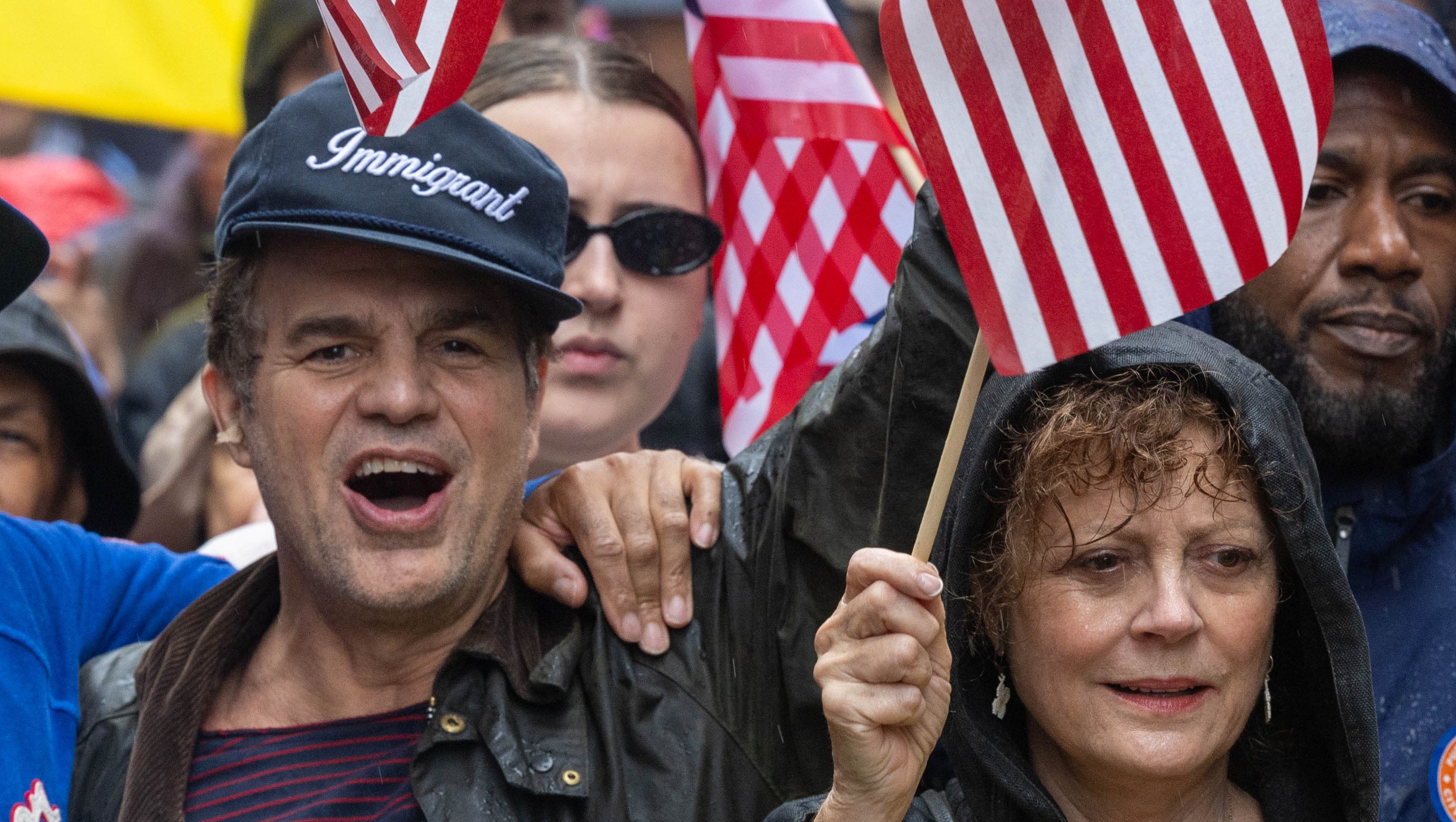 Celebrities Who Attended ‘No Kings’ Protests: Photos Celebrities Who Attended ‘No Kings’ Protests: Photos