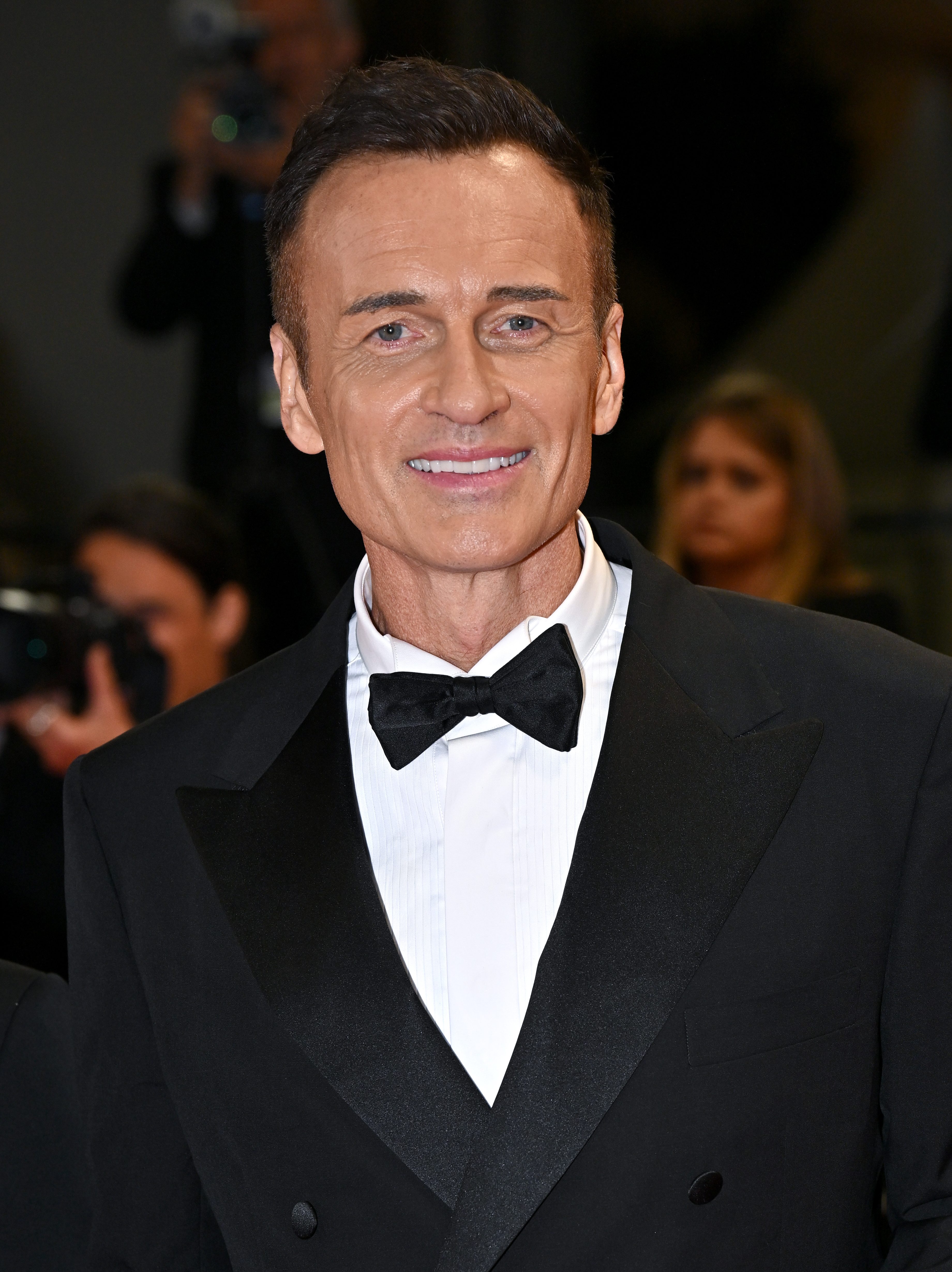 Who Are Julian McMahon’s Parents? Meet His Mother Sonia & Father Sir William McMahon