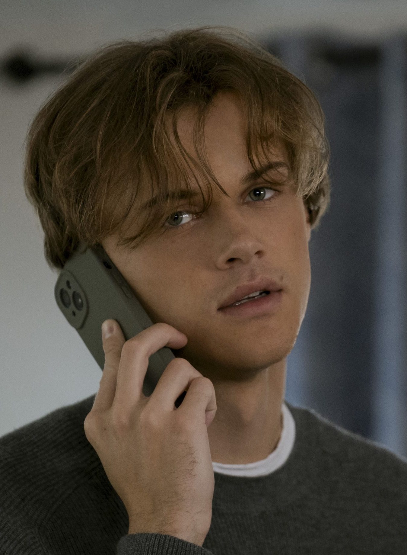 How Much Older Are Conrad and Jeremiah Than Belly in 'The Summer I Turned Pretty'?